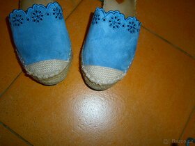 Modré sandály - espadrilky vel.37 zn.CCC - 2