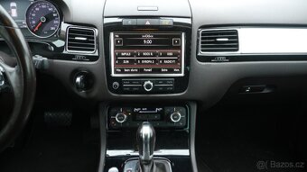 Prodám VW Touareg 3.0 TDi, 180 kw, DSG, pohon 4x4, r.v.5/201 - 2