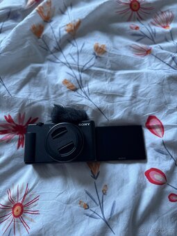 Sony ZV-1F - 2