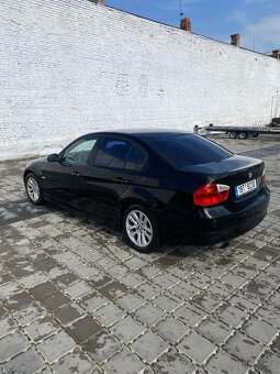 BMW E90 318d - 2