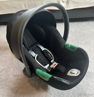 CYBEX Aton B2 i-Size (Volcano Black Silve) + Base One (Gold) - 2