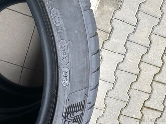 Michelin Pilot Sport 4S - 275/35/19 - 2
