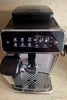 Kávovar Philips lattego - 2
