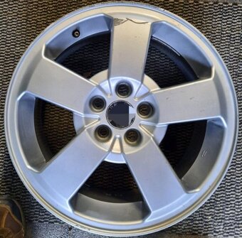 alu kola ŠKODA 6,5x16 - 2
