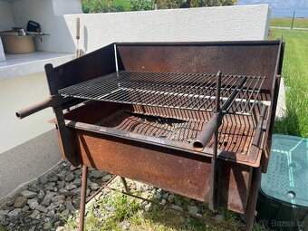 Prodám robustní grill - 2