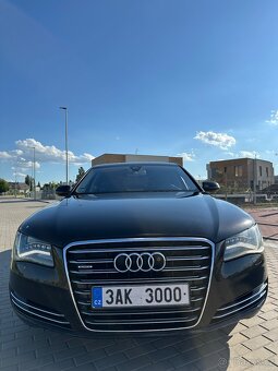 AUDI A8 4.2 TDI - 2