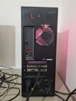 Herní PC HP OMEN 875 – i5-8400 / GTX 1070 / 16GB RAM / SSD+H - 2