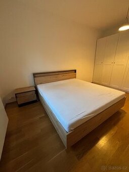 Postel + matrace (180cm) - 2