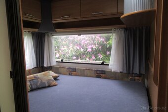 Karavan Knaus Südwind 500 TF, 4 osoby, fr.postel, 1200 kg - 2