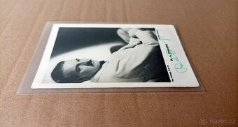 R. A. Dvorský autogram na propagační fotografii, 30. léta - 2