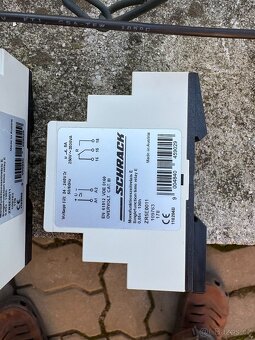 Časové relé Schrack ZR5E0011 24-240A AC/DC - 2