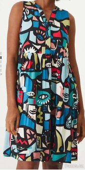 VZOROVANÉ LEHKÉ LETNÍ ŠATY MEDICINE 40/L - 2