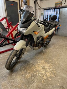 Kawasaki kle 500 - 2