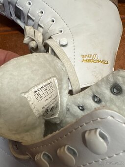 dívčí brusle vel. 34 - 2