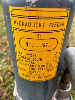 Robustní hydraulický zvedák 5t - 2
