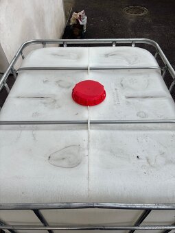 IBC kontejner 1000 litrů - 2