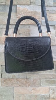 Černá kabelka Mango - 2