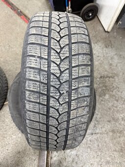 Zimní sada pneu 215/55R16 - 2