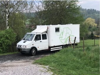 Obytné vozidlo 7 míst - 2