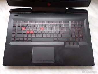 HP omen 17 herní obr 17.3 Full HD 24g DDR 4 - 2