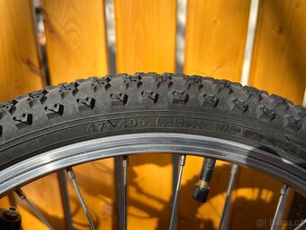 Dětské kolo 20" Author Cosmic - 2