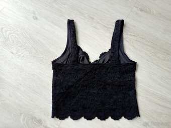 Nový krajkový top vel M - 2