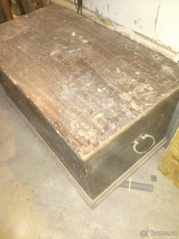 Truhly, skříň - 2