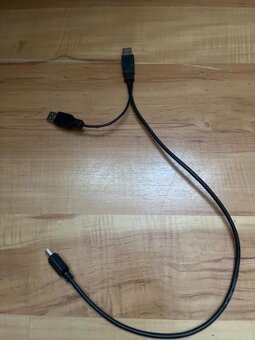 Různé kabely, USB, redukce, apod. - 2