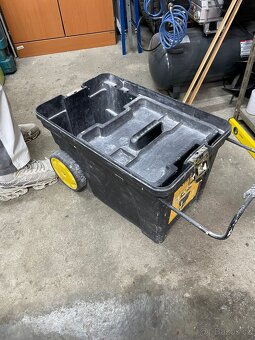 Kufr na nářadí Stanley - 2