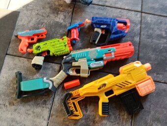 Nerf pistole - 2