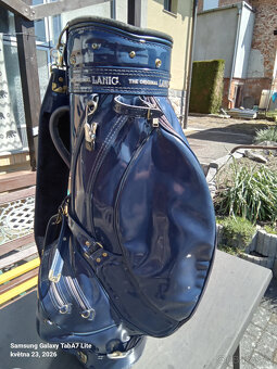 Golfovy bag je na prodej. - 2