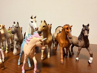 Schleich koně - 2