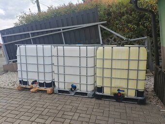 IBC nádrž na vodu 1000L - 2