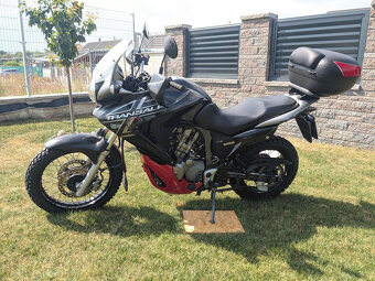 Honda XL700V Transalp - 2