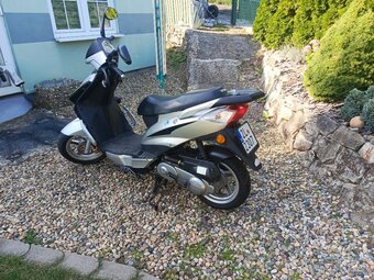 Yuki 50ccm - 2