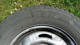 Letní pneu 195/70R15C na discích - 2