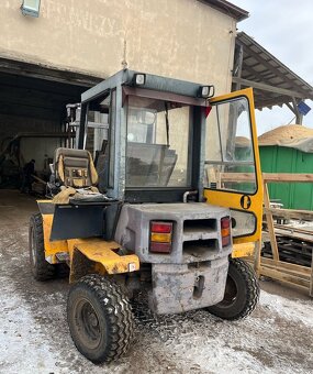 DESTA 3522 TXK . motor yanmar 2007-boční posuv - 2