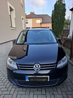 Volkswagen Sharan Higline – rok 2011 – stav tach. 270 000 + - 2