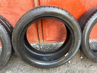 Prodám gumy 215/45/17 Continental - 2