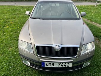 Škoda Octavia 2.0 FSI - 2