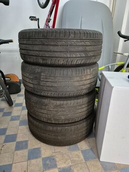 Ojete pneu - 2