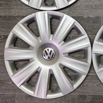 Prodám kryty kol Volkswagen r16 B6102 - 2