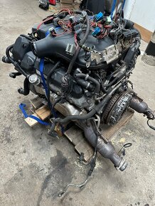 BMW S85B50 motor M5 M6 V10 373kw - 2