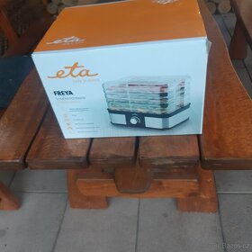Prodám novou sušičku na ovoce zn.Eta - 2