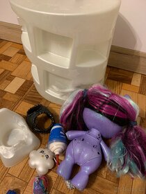 POOPSIE SURPRISE TŘPYTIVÝ JEDNOROŽEC - 2