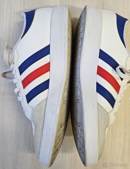 Boty Adidas bílé vel. 43 - jako nové - 2