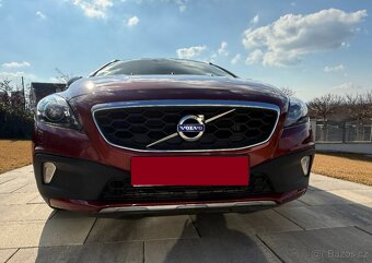 Volvo V40 Cross Country Momentum,1596 cm3, 132kW - 2