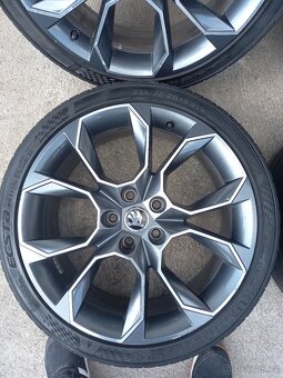 Originál alu kola skoda octavia rs lll - 2