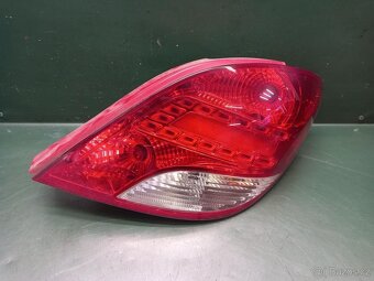 Zadni světla Peugeot 207 cc nebo hatchbag - 2