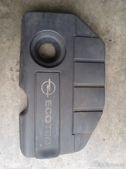 Opel ecotec kryt motoru - 2